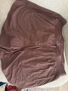 lululemon athletica Dusty Rose Drawstring Shorts 14